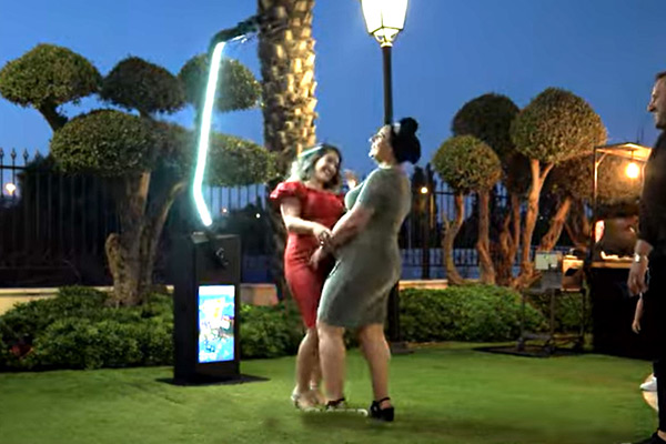 Image Alternative text