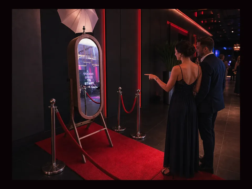 Retro Mirror Photobooth event experience by Magik Touch