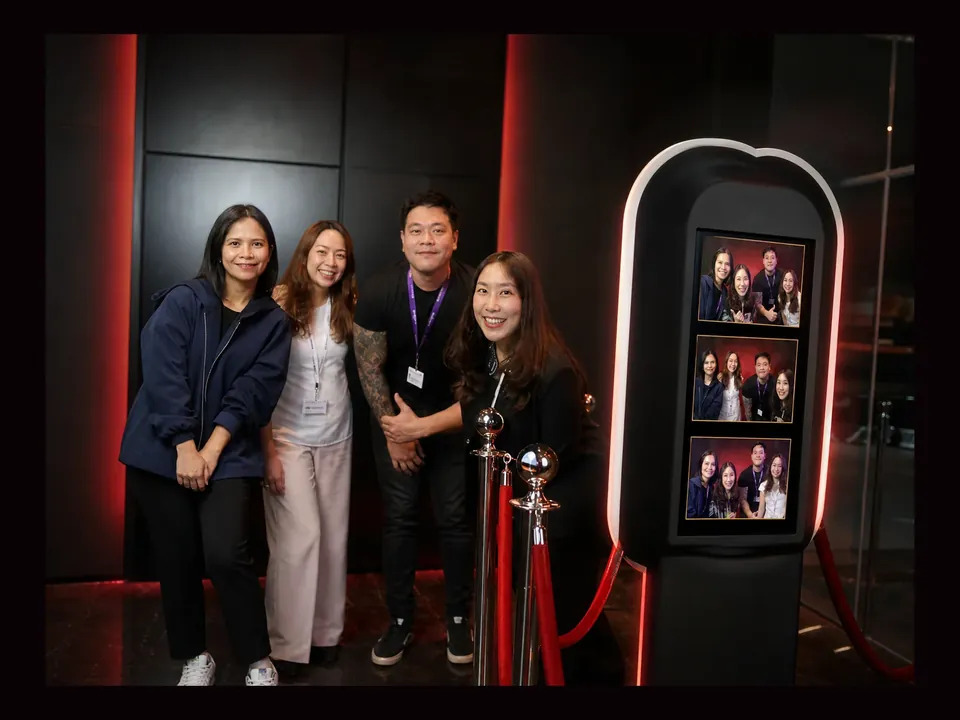 Strip Photobooth event experience by Magik Touch
